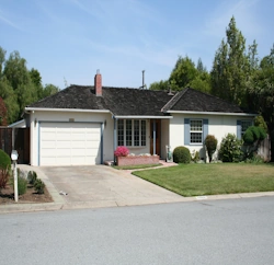 The garage where Apple's initial operations took place.